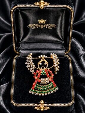 Vintage Christmas Angel With Wings Prong Set Rhinestone Gold Tone Jiggle Brooch